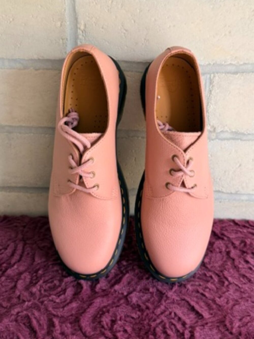 Dr. Martens 1461 oxfords peach leather size W 11 / UK 9 EUC